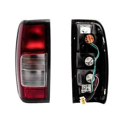 Nissan NP300 Tail lamp LH/RH 2004+